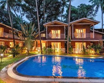 Skon Morjim Beach Resort by Orion Hotels - Panaji - Pool