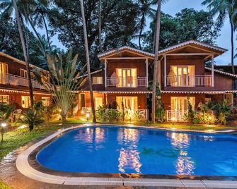 Skon Morjim Beach Resort By Orion Hotels - פאנג'י - בריכה