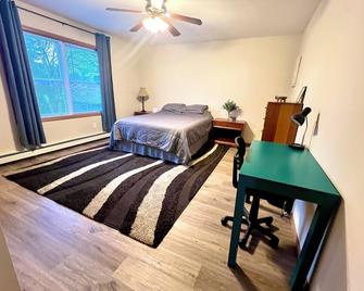 Charming 1-bedroom apartment in wonderful Clarion with WiFi, AC - Clarion