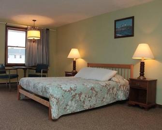 The Villager Motel - Ogunquit - Bedroom
