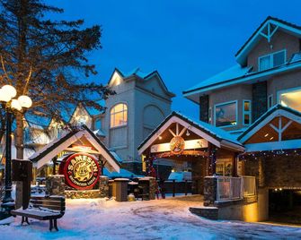 Samesun Banff - Banff - Edificio