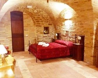 Colle Indaco Wine Resort & Spa - Ortezzano - Habitación