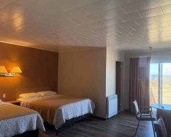 Motel Le Campagnard - Matane - Bedroom