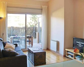Stunning Apartment In Tossa De Mar - Tossa de Mar - Living room