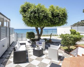 Amazing View Beach Villa - Santa Maria - Balcón
