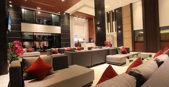 Paripas Patong Resort (Sha Plus+) - Patong - Lounge