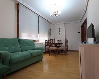 El nido de los Fresnos 1A131 - Gijón - Living room