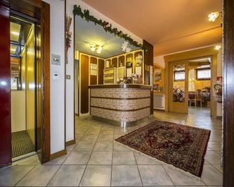 Hotel Trentino - Folgaria - Recepción