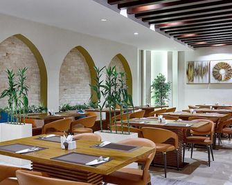 DoubleTree by Hilton Doha - Al Sadd - Doha - Restaurante