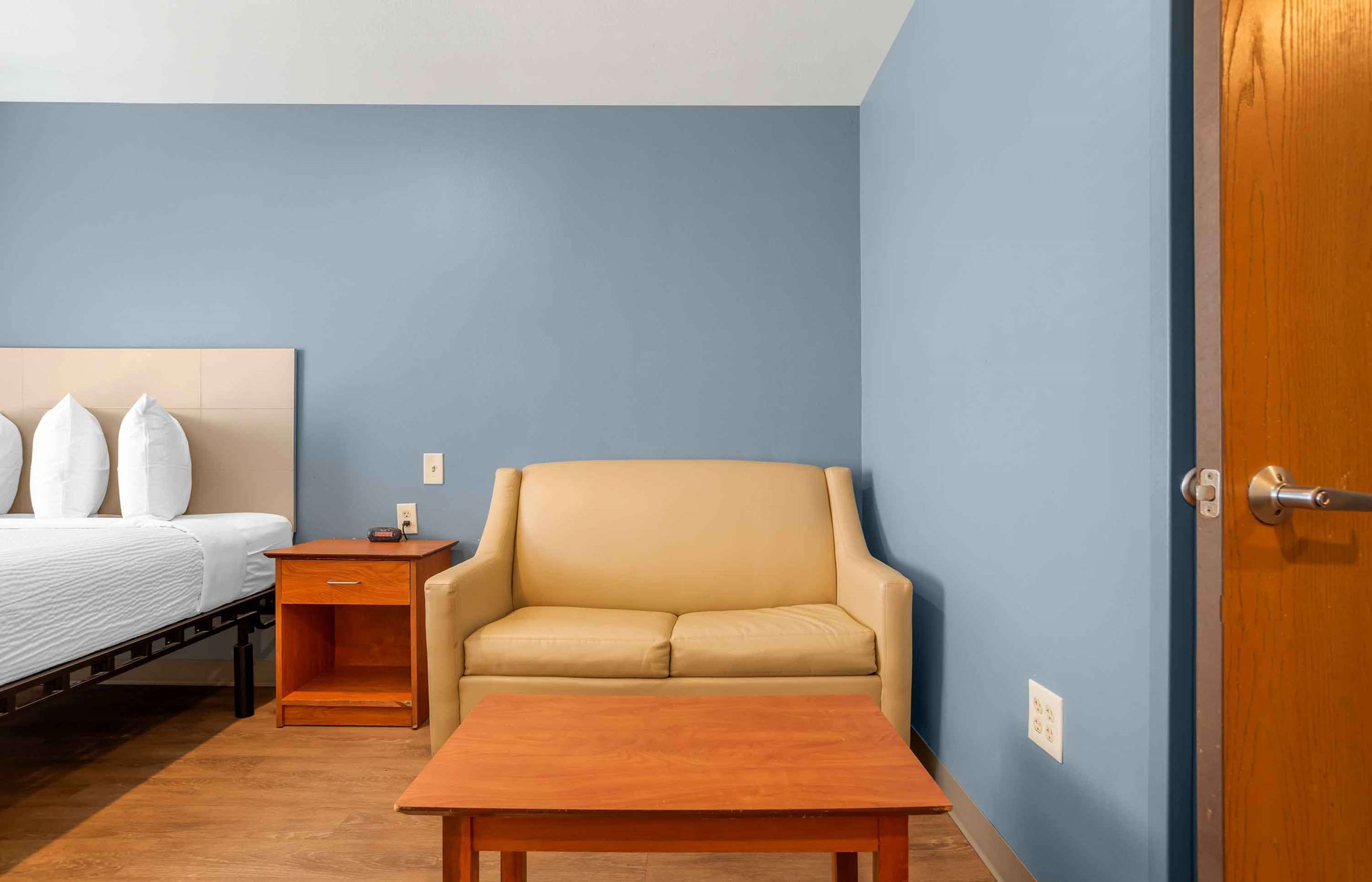 إكستنديد ستاي أميريكا سيليكت سويتس - تالاهاسي - نورث ويست - تاللهاسي - غرفة نوم