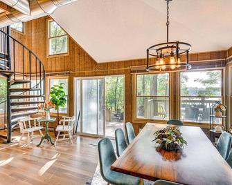 Three Rivers Cottage w/ Private Dock & Fire Pit! - Three Rivers - Їдальня