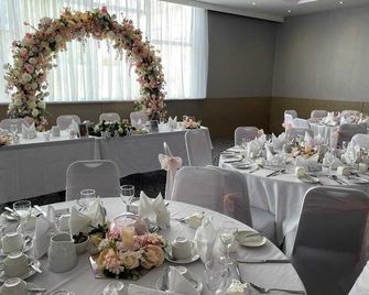 Kings Park Hotel - Glasgow - Banquet hall