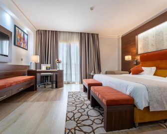 Golden Tulip Hotel Alexandre - Константіна - Спальня