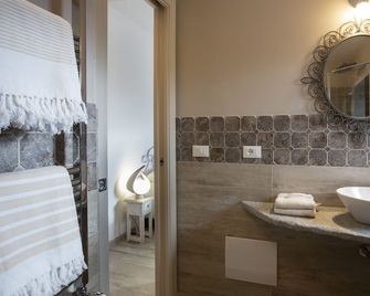 Agriturismo Lavalleggia - Tovo San Giacomo - Badkamer