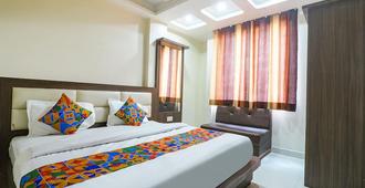 Fabhotel Nandgiri Palace - Gwalior - Bedroom
