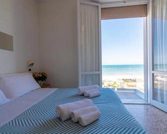 Hotel Atlas - Cesenatico - Bedroom