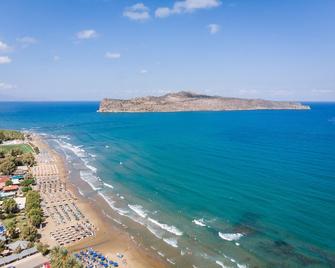 Dore Hotel - Agia Marina - Παραλία