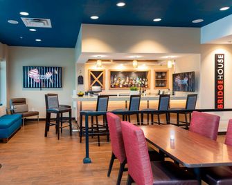TownePlace Suites by Marriott Louisville North - Jeffersonville - Restaurant