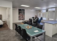 Aart Apartments - Port Lincoln - Dining room