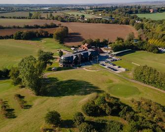 Cave Hotel near Canterbury - Faversham - Gebouw