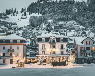 سكي لودج إنجلبيرج - إنغيلبرغ - مبنى