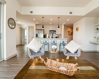 Corporate Uptown Furnished Apartments - Charlotte - Sala de estar