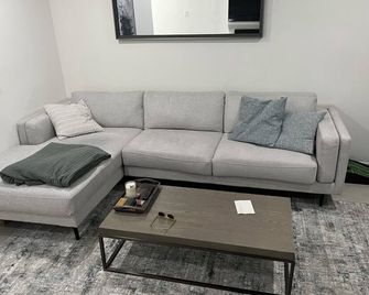 Beautiful New 1 bedroom & bath apartment in Brentwood - LA - Los Angeles - Stue