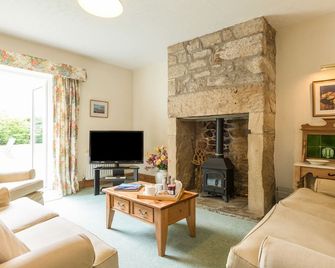 Stephen's Cottage - Alnwick - Living room