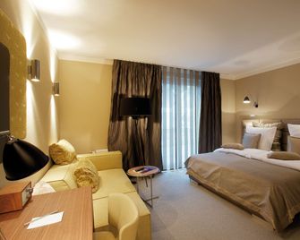 Hotel Gude - Kassel - Phòng ngủ