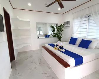 Pawikan Boutique Hotel - Moalboal - Bedroom