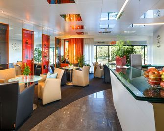 Hotel Metropol Basel - Basel - Lobi