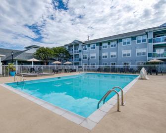 Residence Inn by Marriott Wilmington Landfall - Wilmington - Piscina