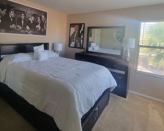 Happy Valley House - Phoenix - Habitación