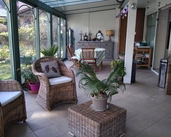 House between Grenoble and the mountains 7 to 8 people maximum - Vizille - Salon