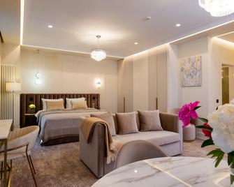 New Star Hotel - Perm - Quarto