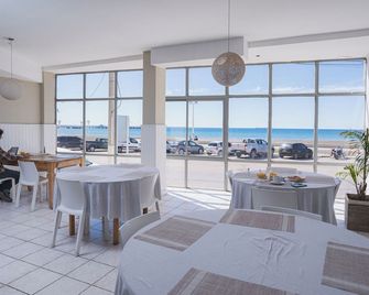 Rayentray Hostal - Puerto Madryn
