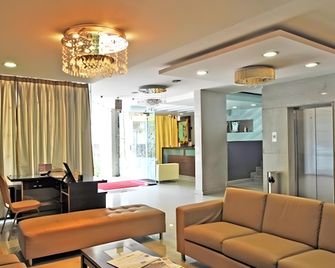 Amshi International Inn - Bangalore - Oleskelutila