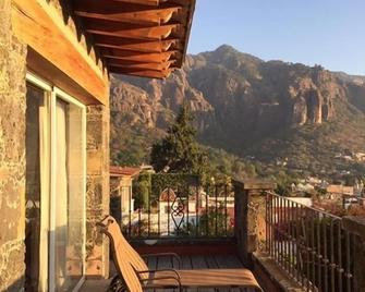 Posada del Tepozteco - Hotel & Gallery - Tepoztlán - Balcony