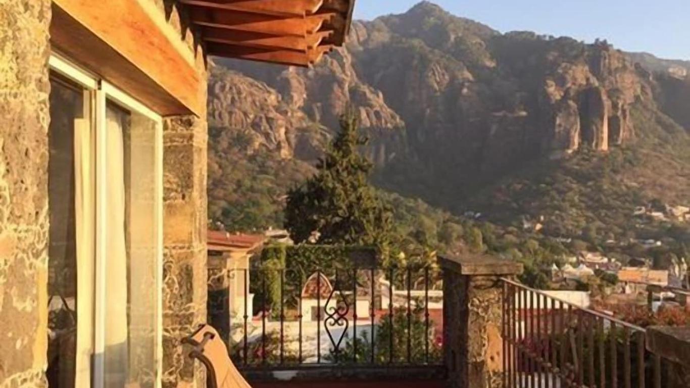 Posada del Tepozteco - Hotel & Gallery