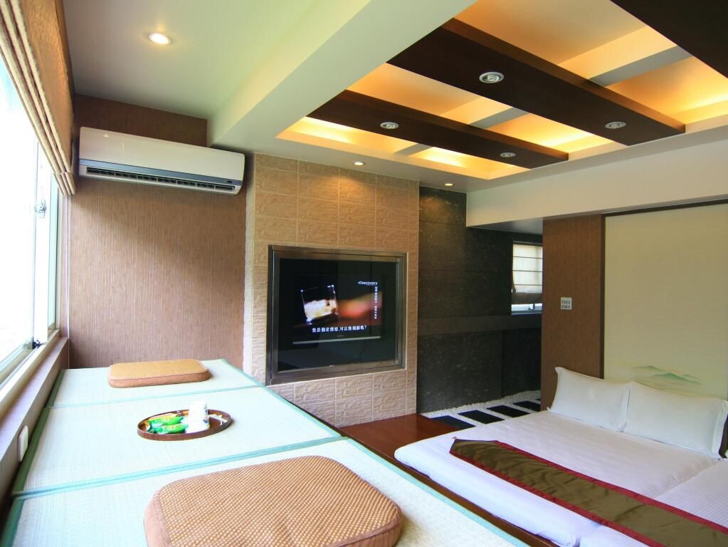 Host-On Exquisite Hotspring Hotel