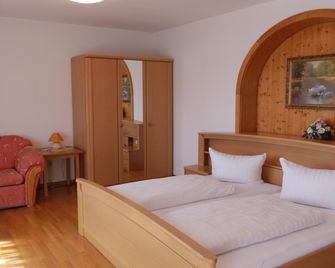 Hotel Dreisonnenberg - Neuschönau