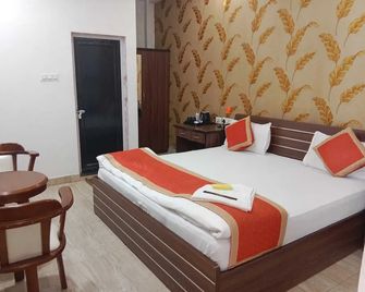 Hotel Shalimar Palace - Raebareli - Bedroom