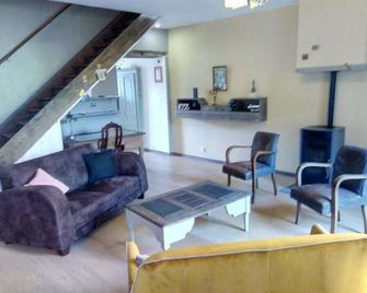 마이 태스 드 더 - 생모리스수레코테 - 거실