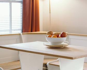 Charming 1-Bedroom House In Delightful Winona With Wifi, Ac And Private Patio - Winona - Dining room