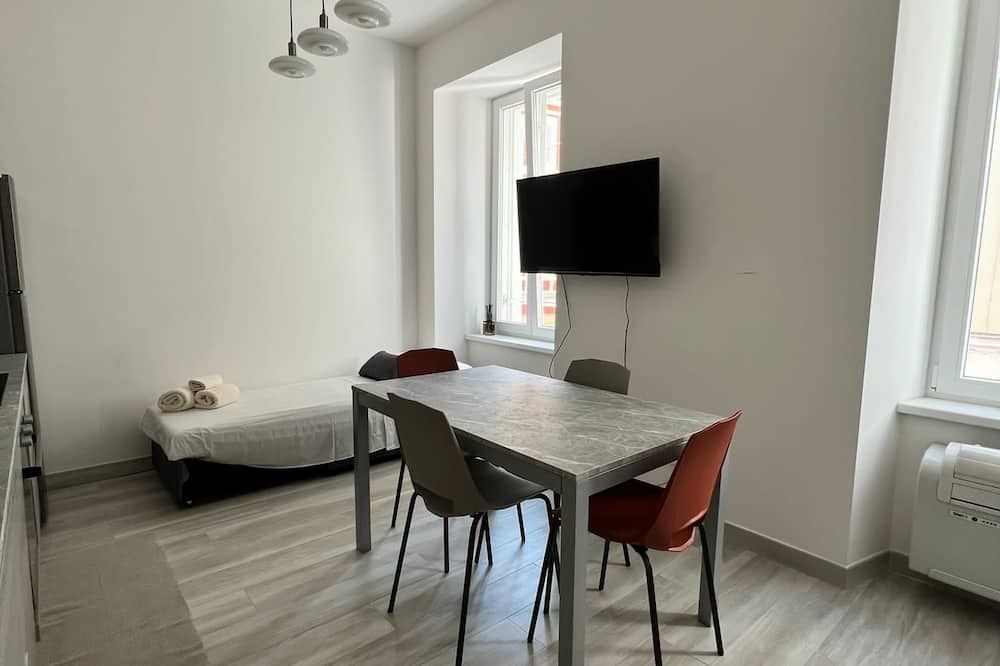 Luxury apartment + garage - Trieste - Comedor