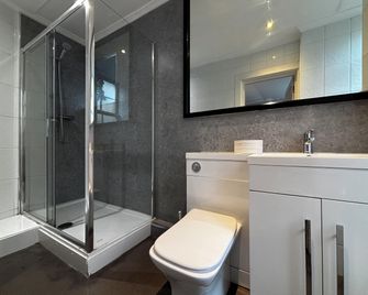 Safestay Glasgow - Glasgow - Bathroom