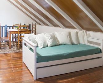 Apartamentos Porto de Abrigo - Sao Vicente - Wohnzimmer