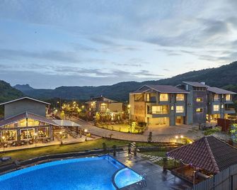 Mastiff Grand La Villae - לונאבאלה - בניין