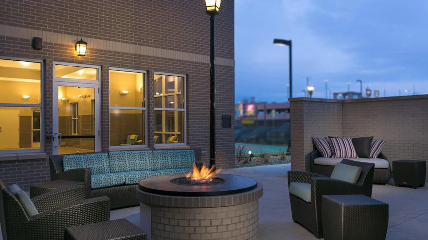 Residence Inn by Marriott Kansas City at the Legends