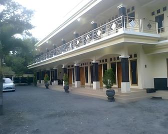 Milik Kita Magelang Hotel - Borobudur - Gebäude
